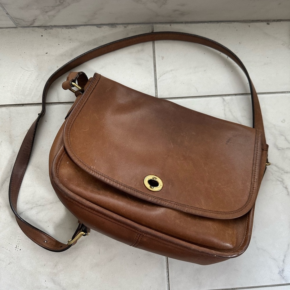 Vintage Coach 9790 Compartment Crossbody - Picture 3 of 9